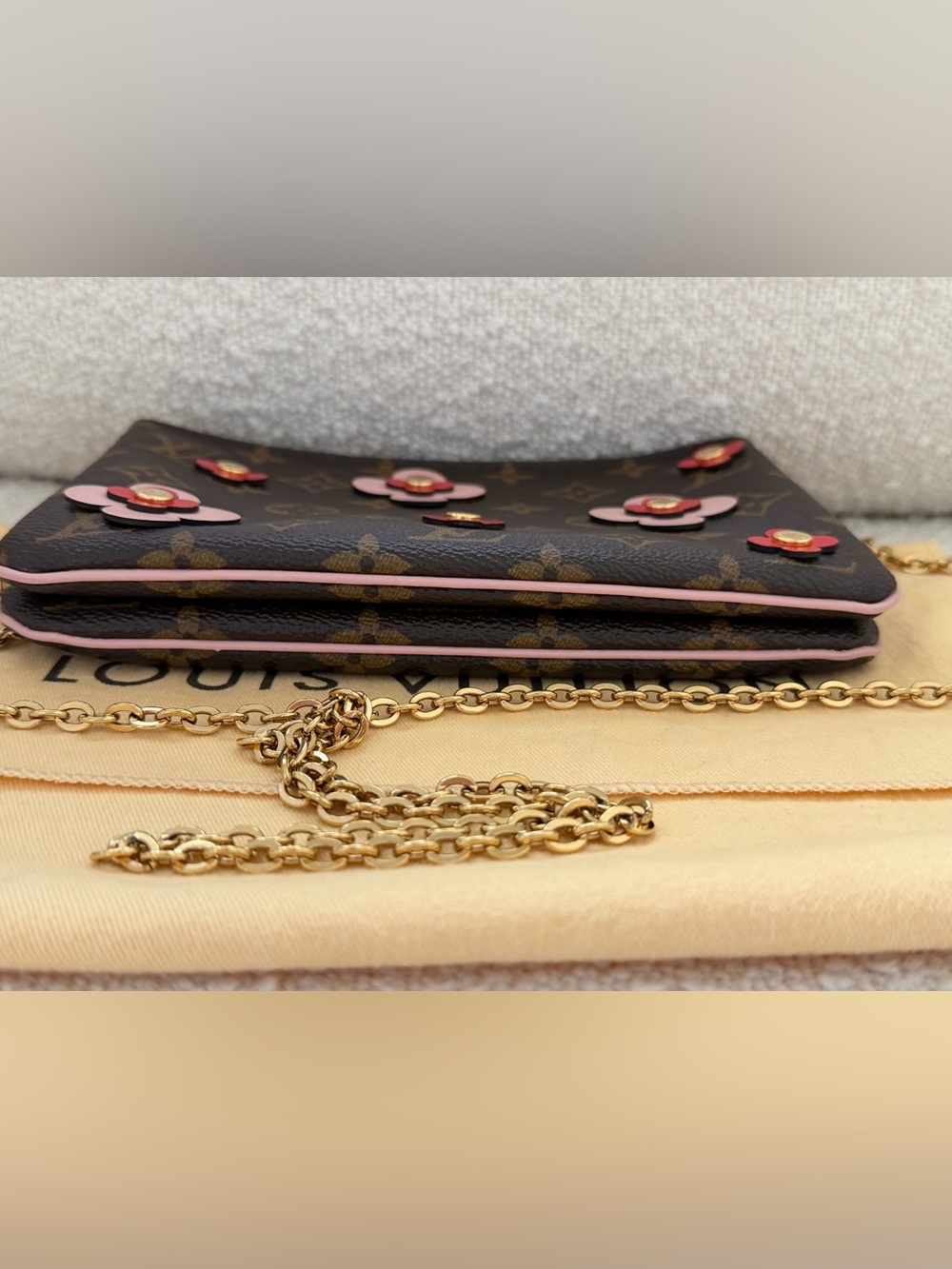Louis Vuitton Pochette Double Zip Monogram Blooming Flowers Crossbody Bag - Picture 3 of 13
